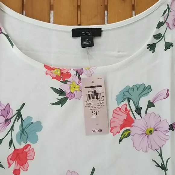 Ann Taylor Factory Tee - Picture 3 of 6